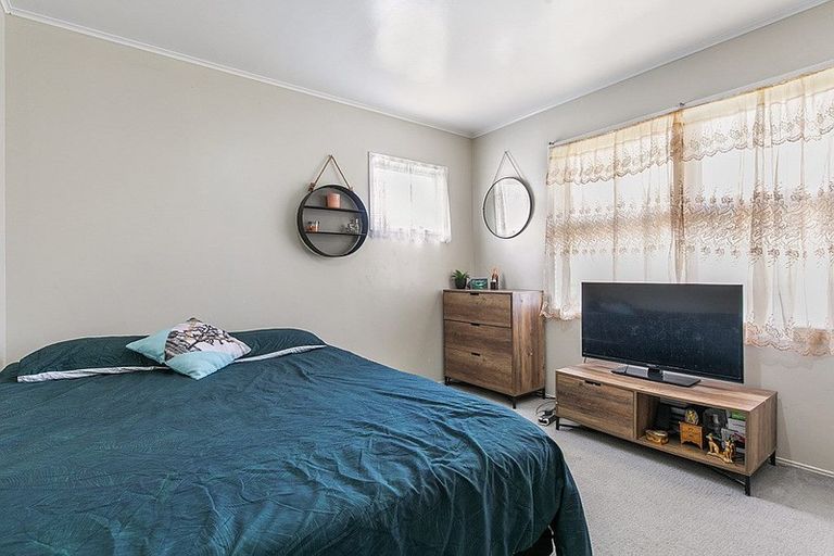 Photo of property in 6 Garrett Place, Otara, Auckland, 2023