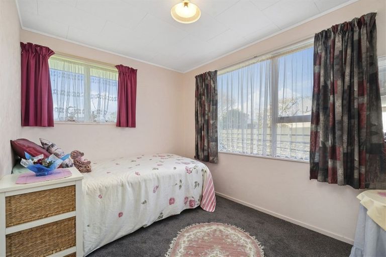 Photo of property in 4 Rimu Street, Levin, 5510