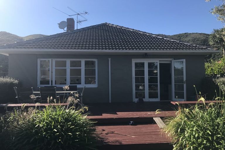 Photo of property in 267 Riverside Drive, Waterloo, Lower Hutt, 5011