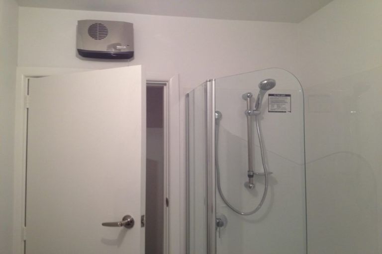 Photo of property in 2/32 Brittan Street, Linwood, Christchurch, 8011