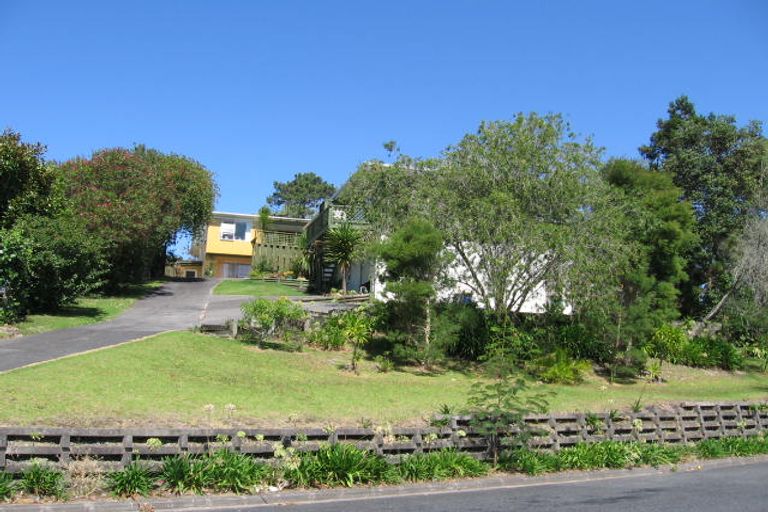 Photo of property in 1/38 Glenvar Road, Torbay, Auckland, 0630