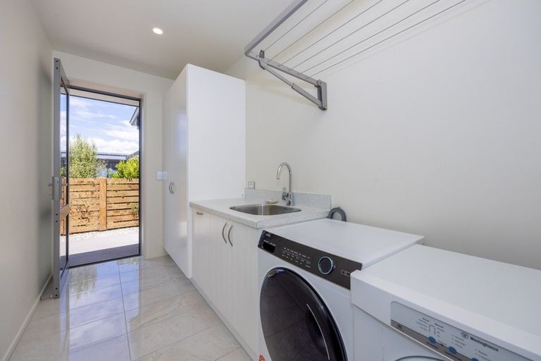 Photo of property in 93 Infinity Drive, Wanaka, 9305