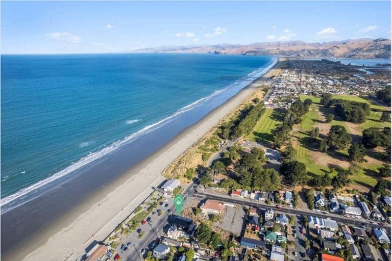Photo of property in 85b Marine Parade, North New Brighton, Christchurch, 8083