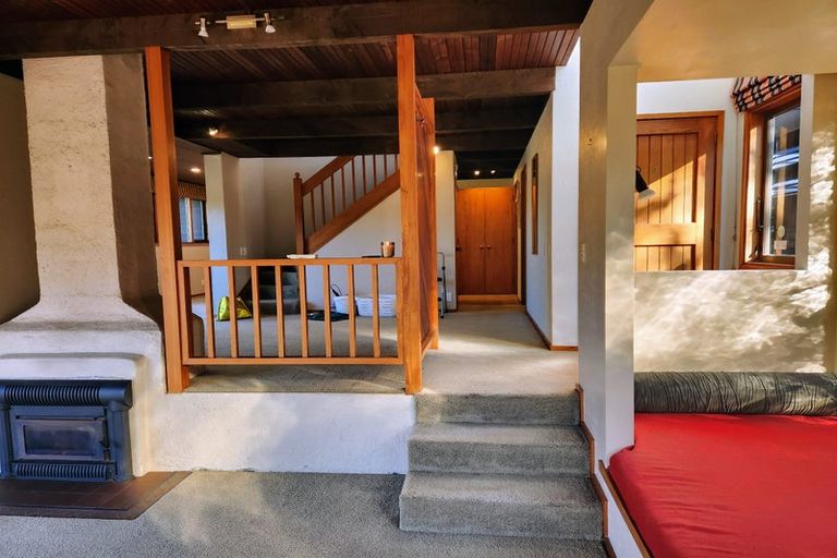 Photo of property in 6a Woodford Way, Crofton Downs, Wellington, 6035