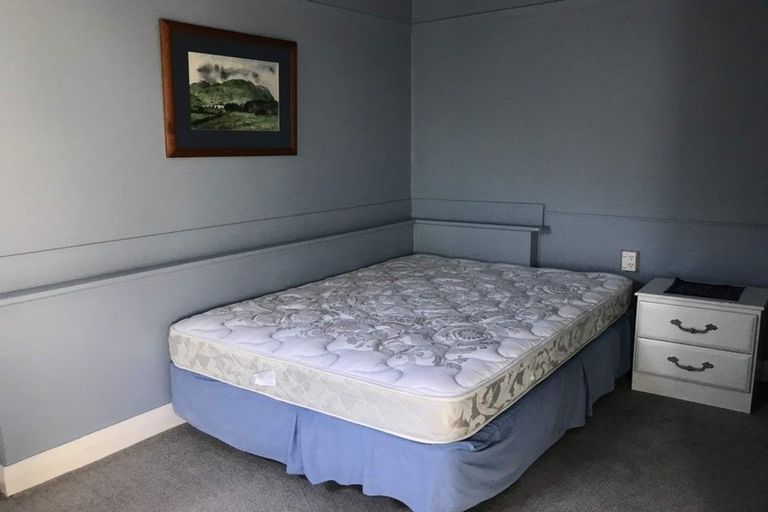 Photo of property in 34 Hackthorne Road, Cashmere, Christchurch, 8022