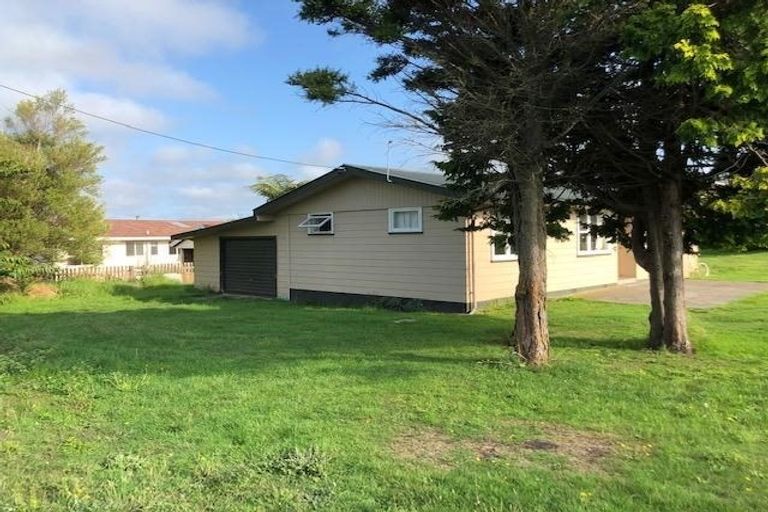 Photo of property in 15 Suther Street, Waverley, 4510
