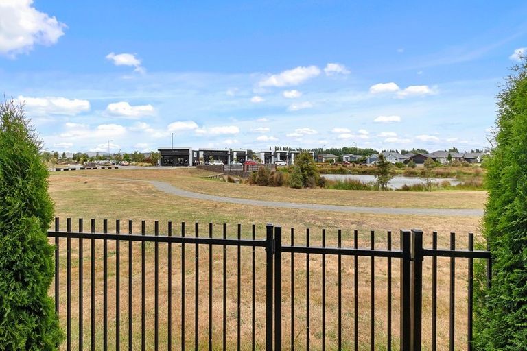 Photo of property in 15b Te Whenu Crescent, Marshland, Christchurch, 8083