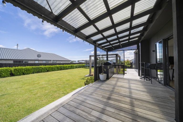 Photo of property in 52 Takitimu Avenue, Te Anau, 9600