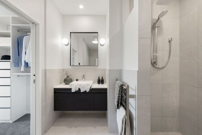 Photo of property in 1 Woodstock Road, Fairfield, Hamilton, 3214