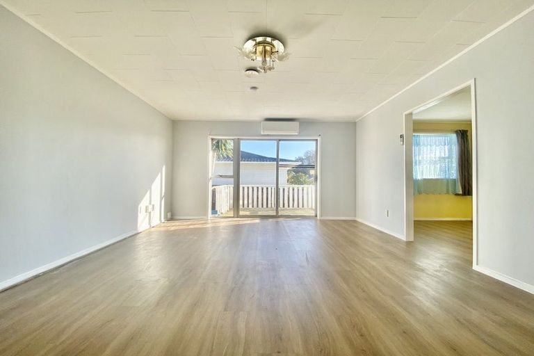 Photo of property in 50 Te Irirangi Drive, Clover Park, Auckland, 2019