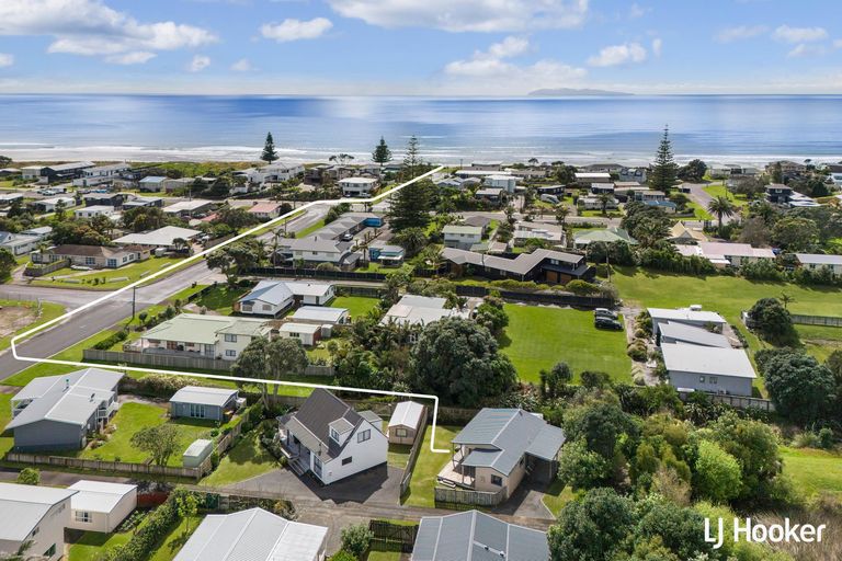Photo of property in 5b Didsbury Drive, Waihi Beach, 3611