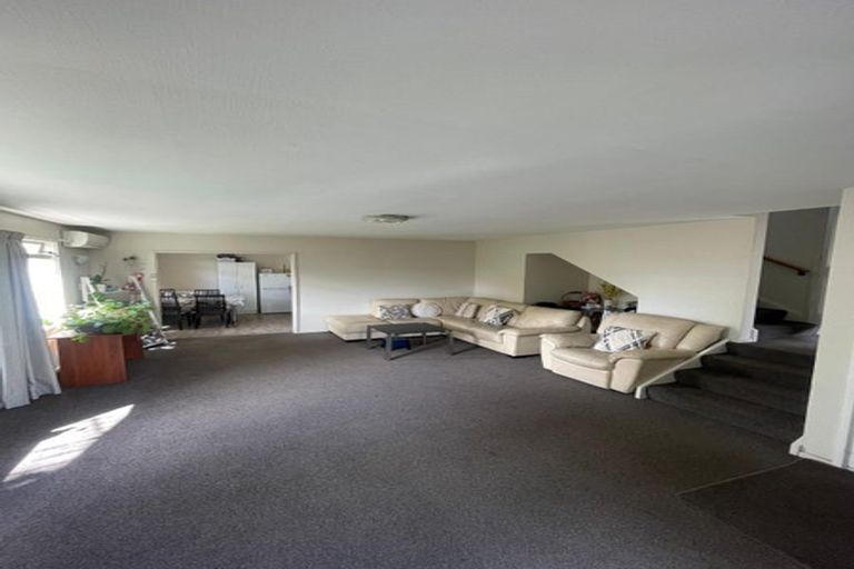 Photo of property in 2/8a Kauri Street, Riccarton, Christchurch, 8041