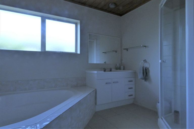 Photo of property in 37 Kensington Terrace, Gulf Harbour, Whangaparaoa, 0930