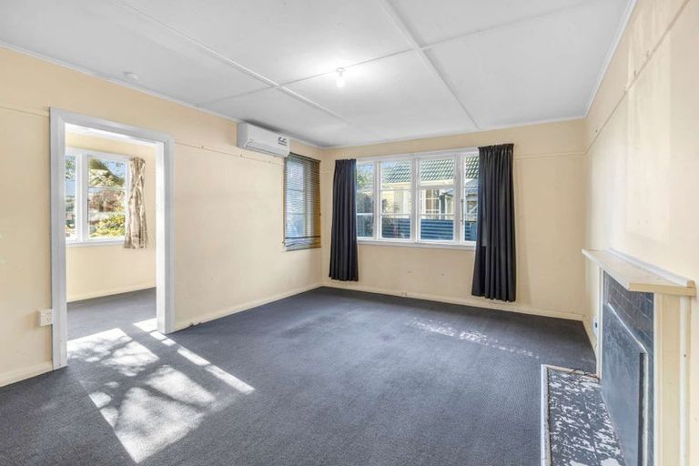 Photo of property in 616 Featherston Street, Roslyn, Palmerston North, 4414