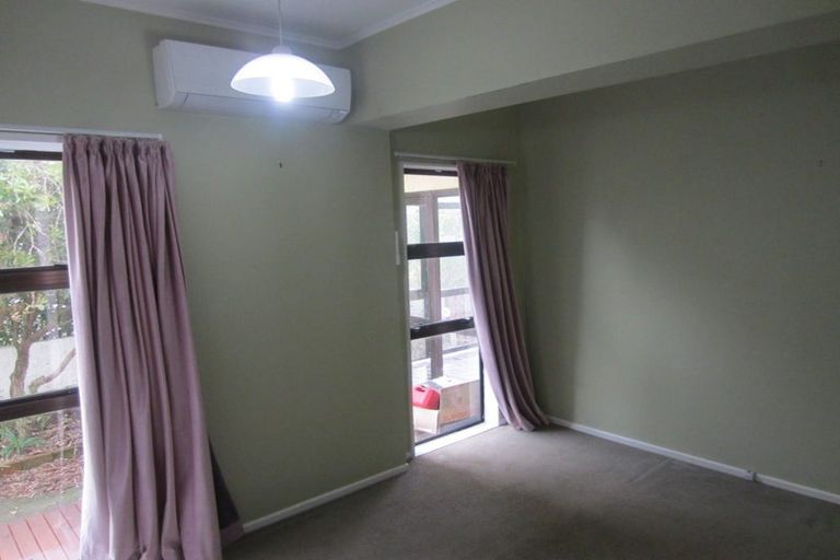 Photo of property in 14a Glenamoy Crescent, Johnsonville, Wellington, 6037