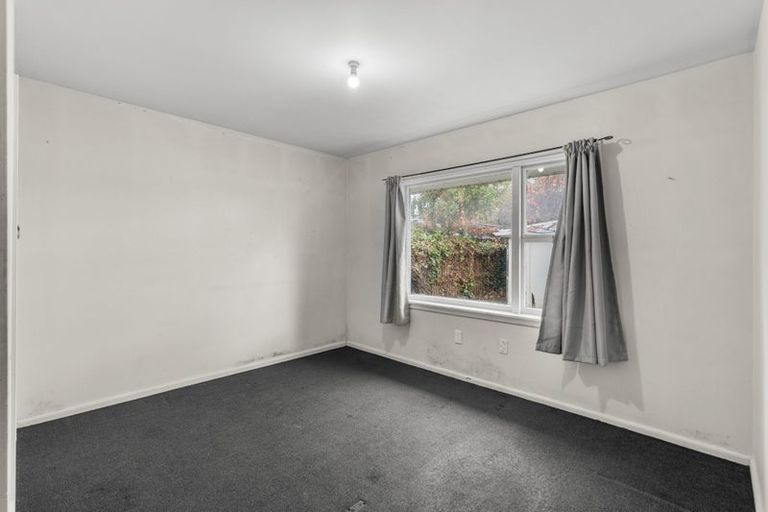Photo of property in 55 Whitby Street, Burnside, Christchurch, 8053
