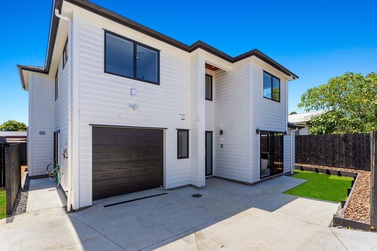 Photo of property in 38a Hyperion Drive, Randwick Park, Auckland, 2105