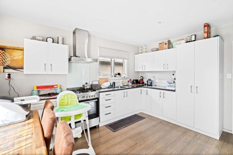 Photo of property in 2a Skerten Avenue, Hornby, Christchurch, 8042