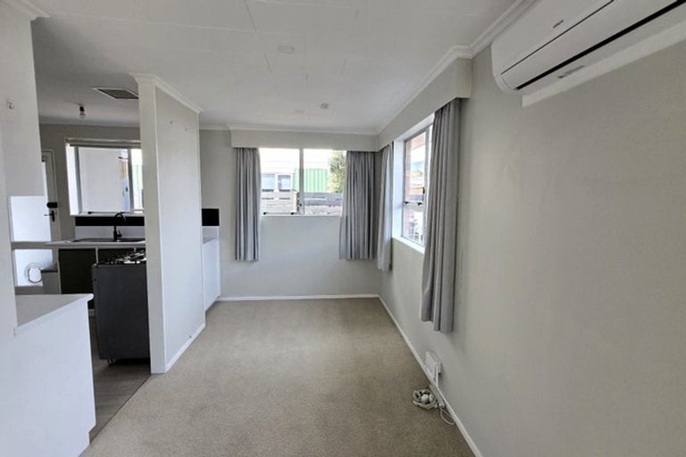 Photo of property in 2/29 Clouston Park Road, Clouston Park, Upper Hutt, 5018