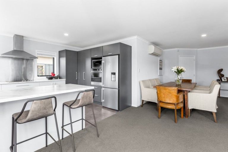 Photo of property in 1 Drake Crescent, Awatoto, Napier, 4110