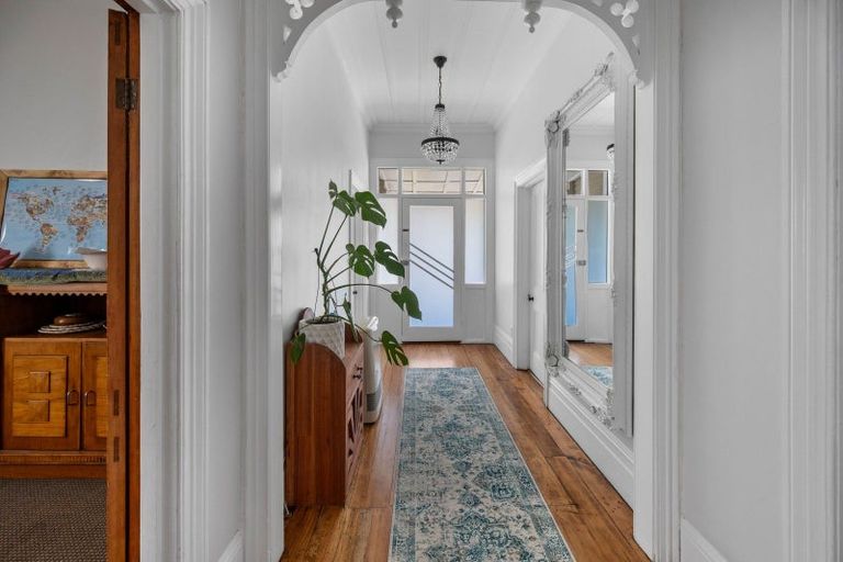 Photo of property in 6 Hall Street, Napier South, Napier, 4110