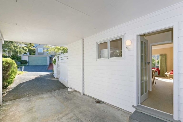 Photo of property in 1/3 Ridd Crescent, Karori, Wellington, 6012