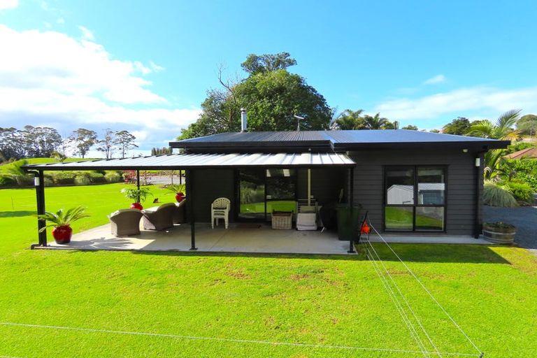 Photo of property in 137 Waikuku Road, Waimate North, Kaikohe, 0472