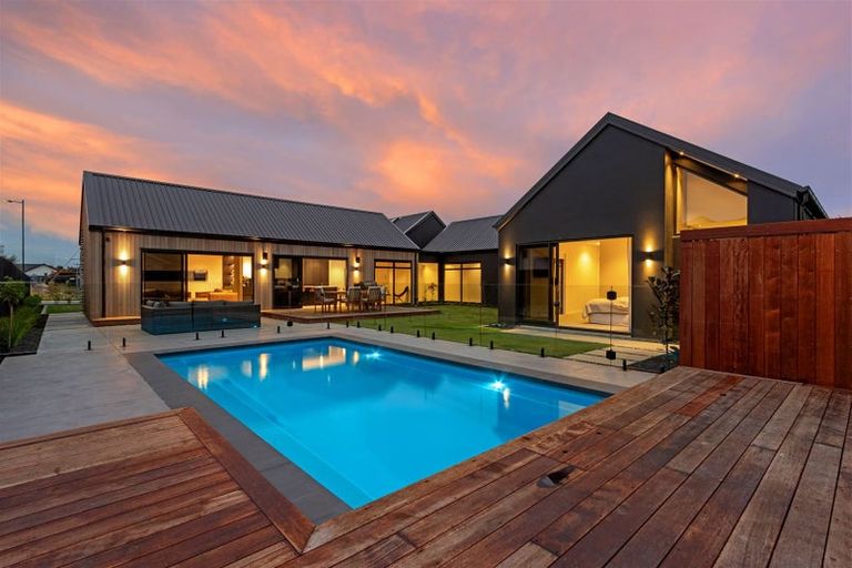 Photo of property in 2 Esther Mews, Prebbleton, 7604