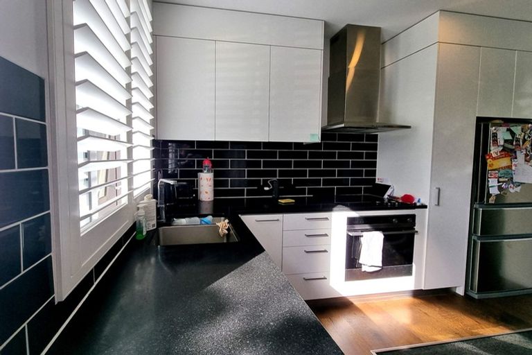 Photo of property in 20u9 Trent Street, Island Bay, Wellington, 6023