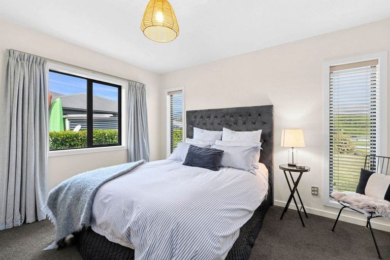 Photo of property in 4 Daniels Terrace, Wanaka, 9305