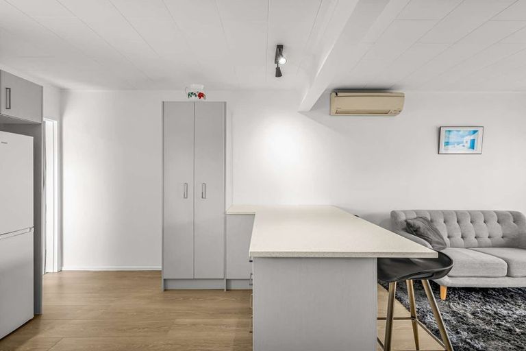 Photo of property in 6 Gipps Place, Tamatea, Napier, 4112