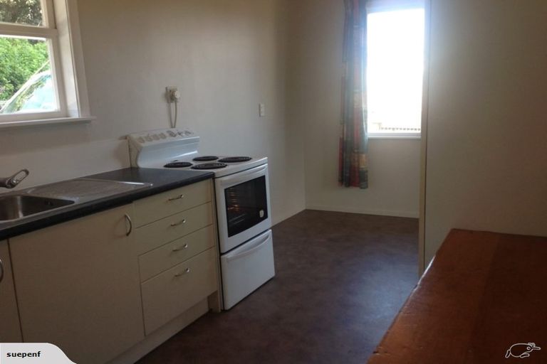 Photo of property in 5 Karewa Street, Castlecliff, Whanganui, 4501