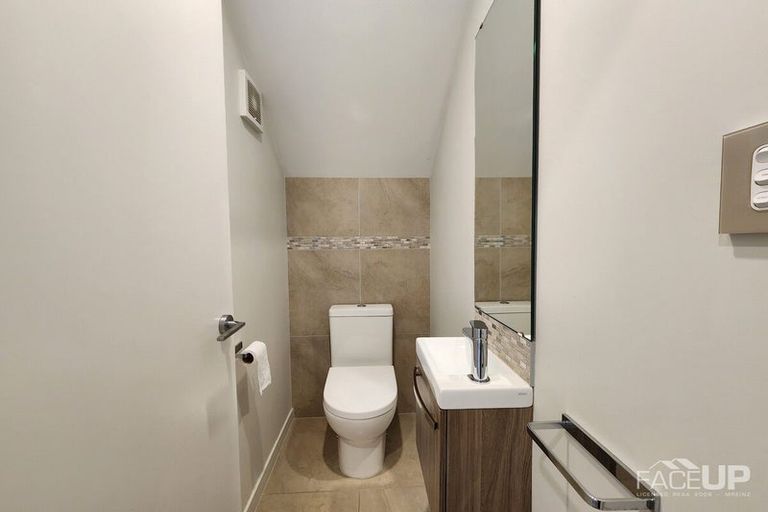 Photo of property in 28 Liquidambar Drive, Hobsonville, Auckland, 0616