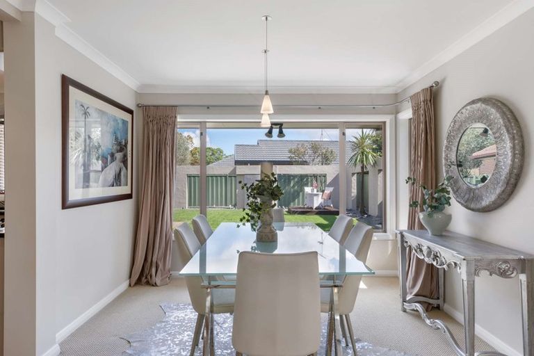 Photo of property in 3 Wayne Francis Drive, East Tamaki, Auckland, 2016