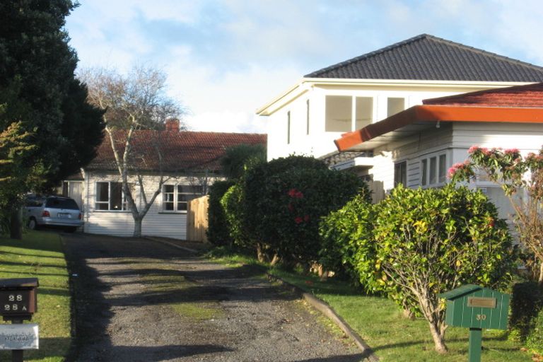 Photo of property in 30 Great South Road, Manurewa, Auckland, 2102