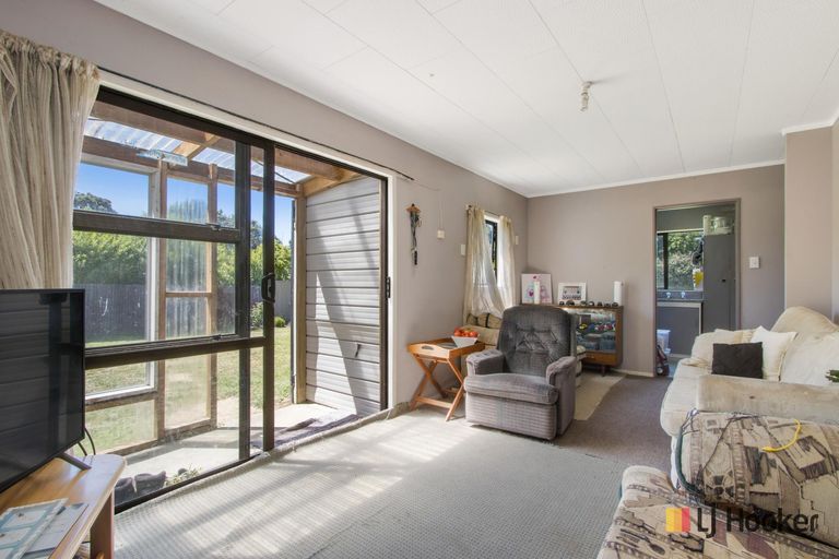 Photo of property in 1 Adela Stewart Drive West, Athenree, Katikati, 3177
