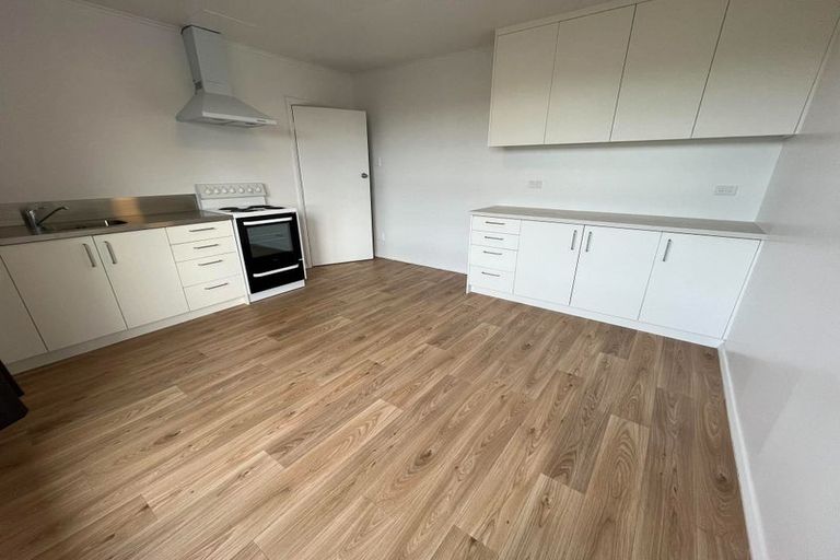 Photo of property in 23-25 Stephens Crescent, Highbury, Palmerston North, 4412