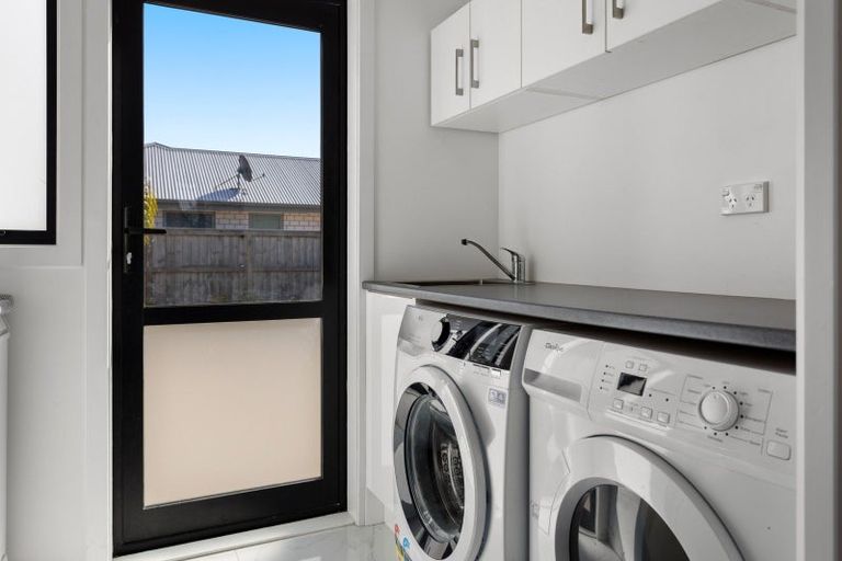 Photo of property in 11 Mermaid Place, Whitianga, 3510