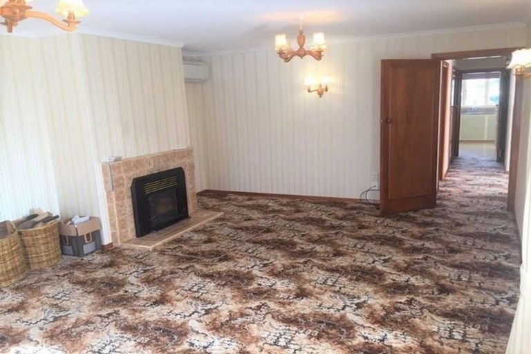 Photo of property in 245 Weston Road, Mairehau, Christchurch, 8052