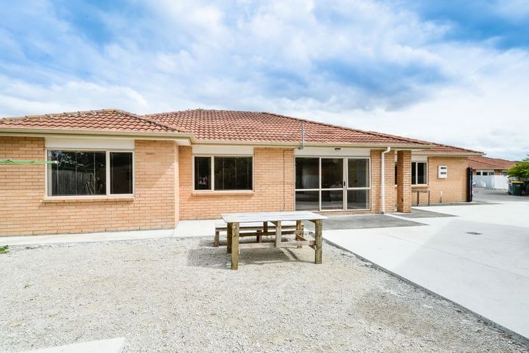 Photo of property in 46 Garelja Road, Henderson, Auckland, 0612