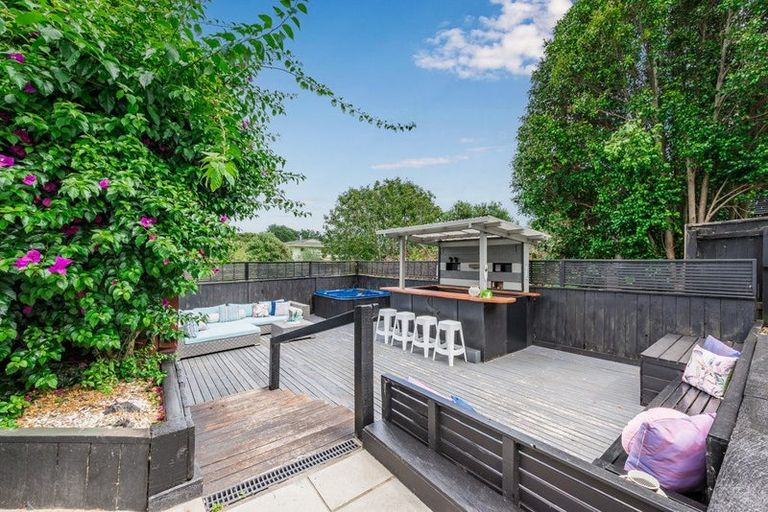 Photo of property in 5 Pitoitoi Street, Otaihanga, Paraparaumu, 5036