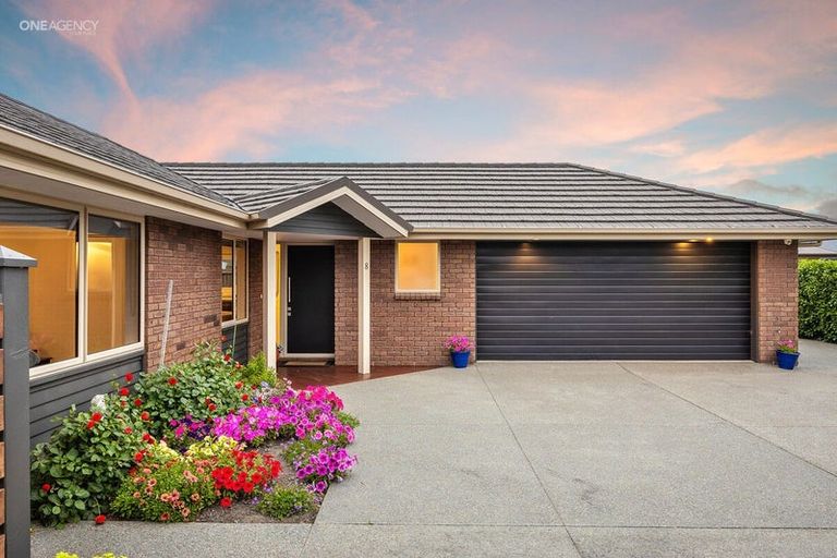 Photo of property in 8 Amy Place, Rangiora, 7400