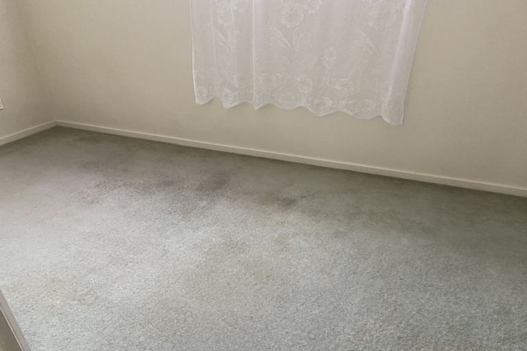 Photo of property in 5/49 Henderson Valley, Henderson, Auckland, 0612