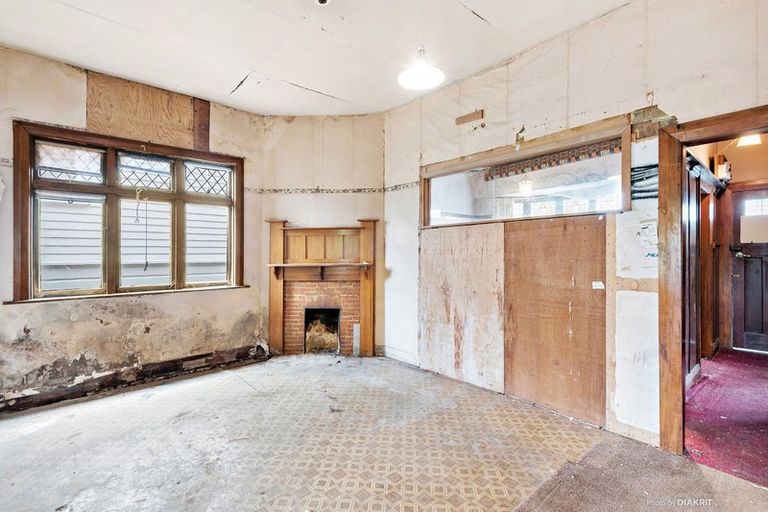 Photo of property in 9 Mckinley Crescent, Brooklyn, Wellington, 6021