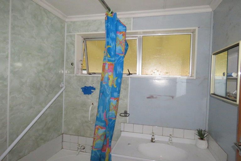Photo of property in 18 Ottrey Street, Clifton, Invercargill, 9812