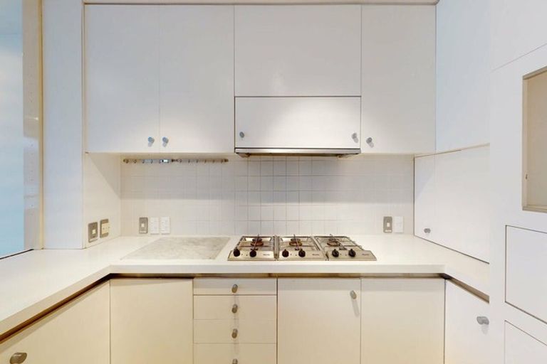 Photo of property in 260u6 Oriental Parade, Oriental Bay, Wellington, 6011