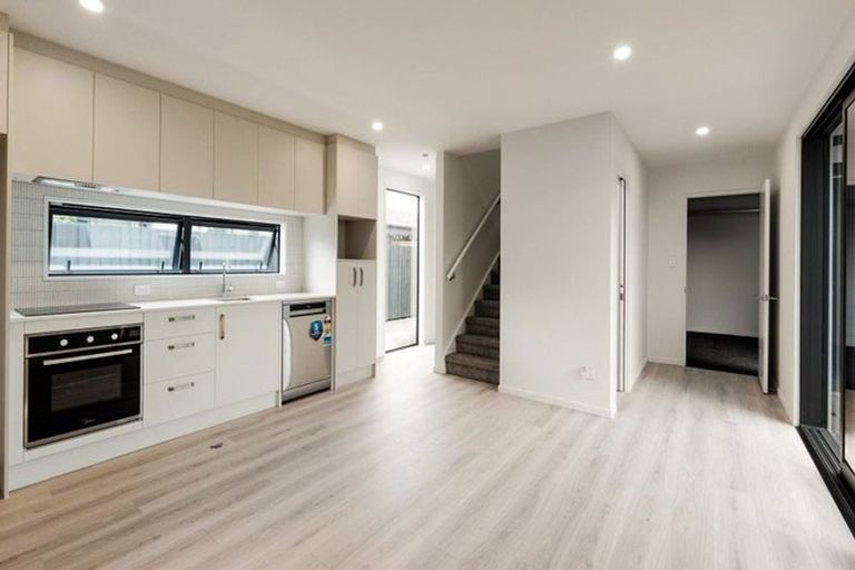 Photo of property in 3/25 Allard Street, Edgeware, Christchurch, 8013