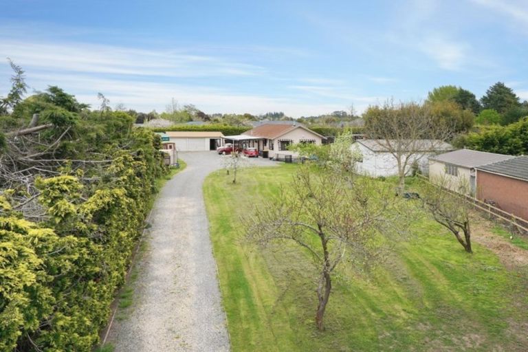 Photo of property in 35 Chinnerys Road, Woodend, 7610