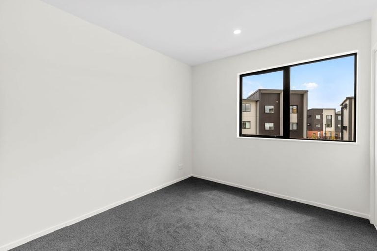 Photo of property in 14 Selo Street, Glen Eden, Auckland, 0602