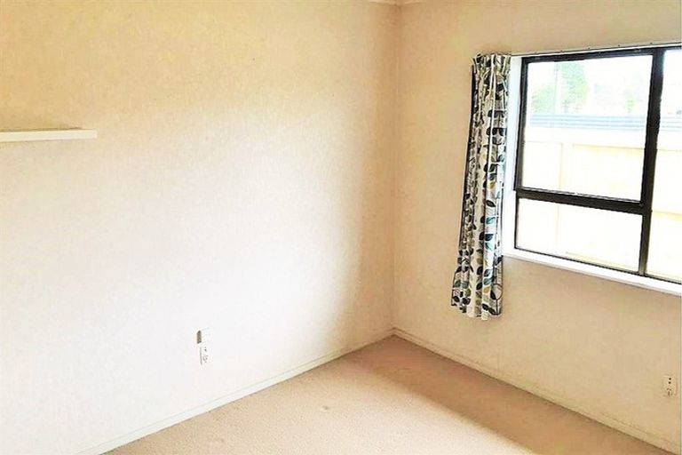 Photo of property in 4/64 Marne Road, Papakura, 2110